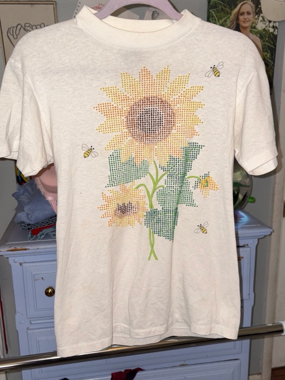 Delta Cream vintage  Sunflower Tee with Yellow & Green